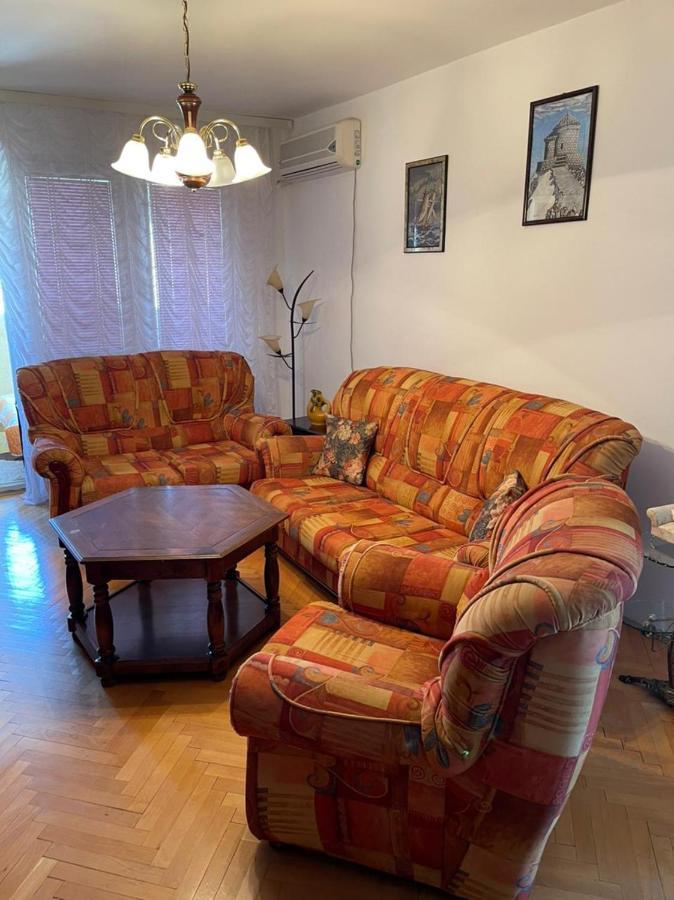 D&N Apartman Bar Buitenkant foto